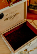 Load image into Gallery viewer, Villiger Cuellar Connecticut Kreme Cigar Box Purse
